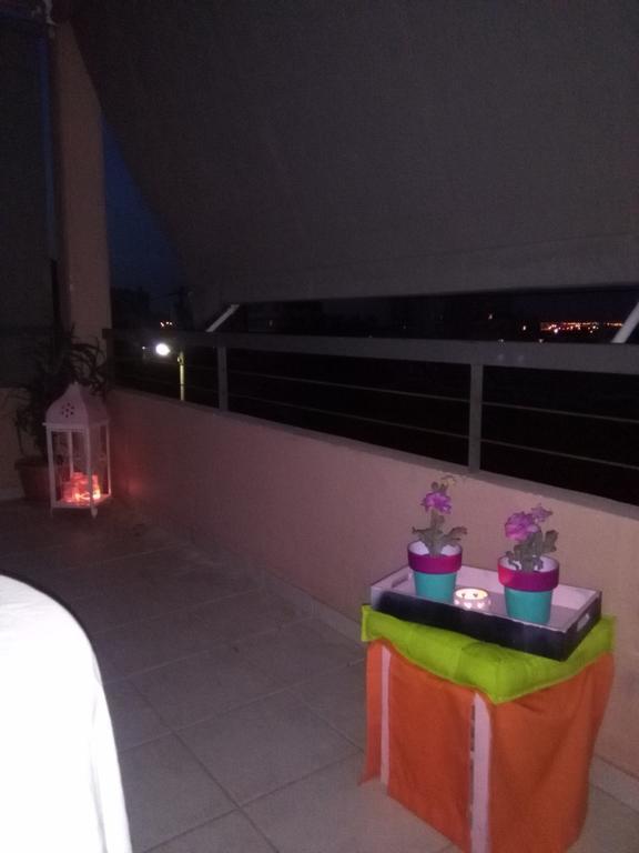 Apartment By The Airport โกโรปิออน ภายนอก รูปภาพ
